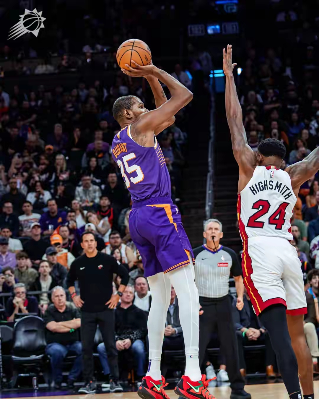 壹号娱乐-关于杜兰特在快船比赛中势不可挡，赛况扑朔迷离引发热议！的信息