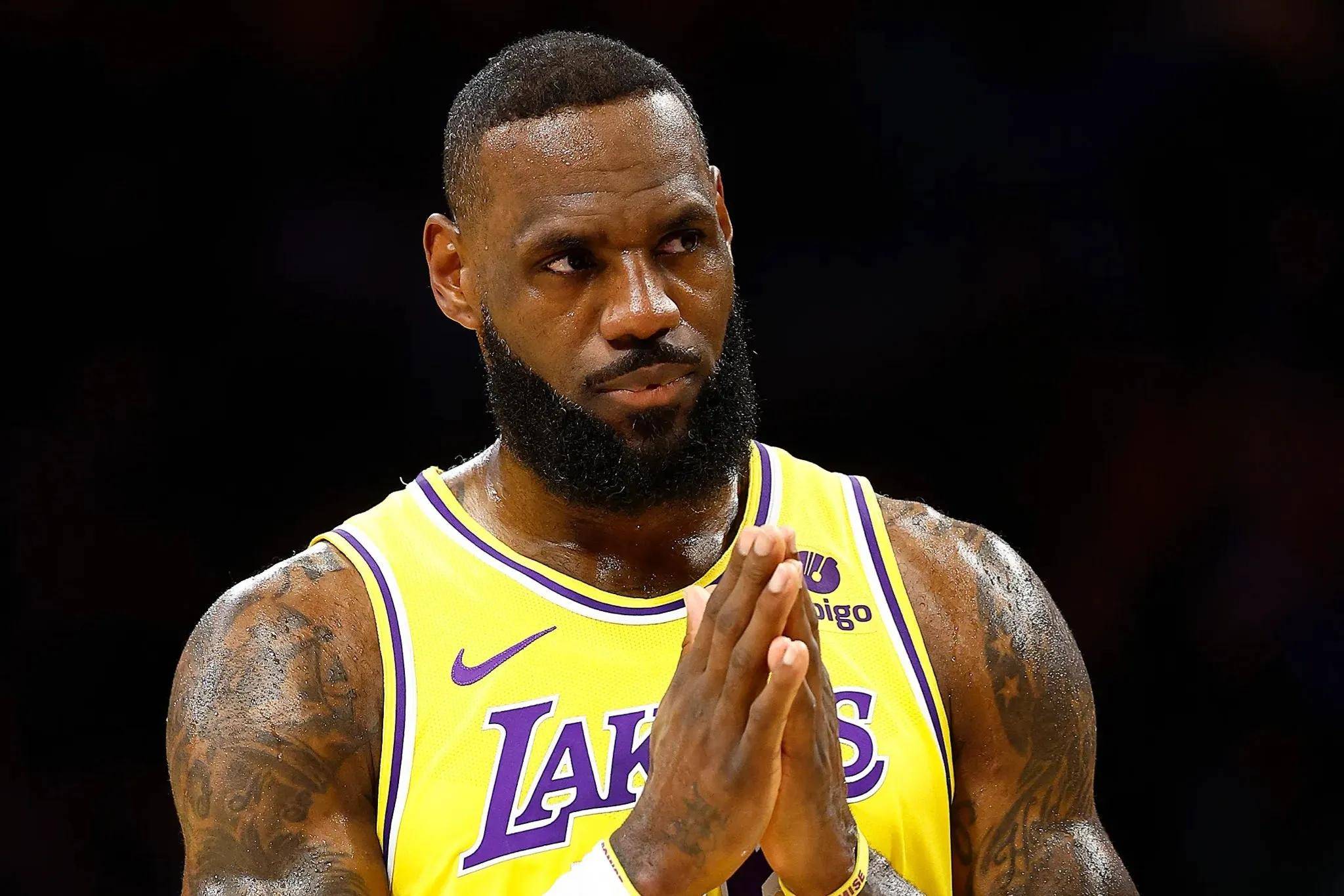 NG大舞台-詹姆斯赛事官方发布逆转新规，美国队争议不断！的简单介绍